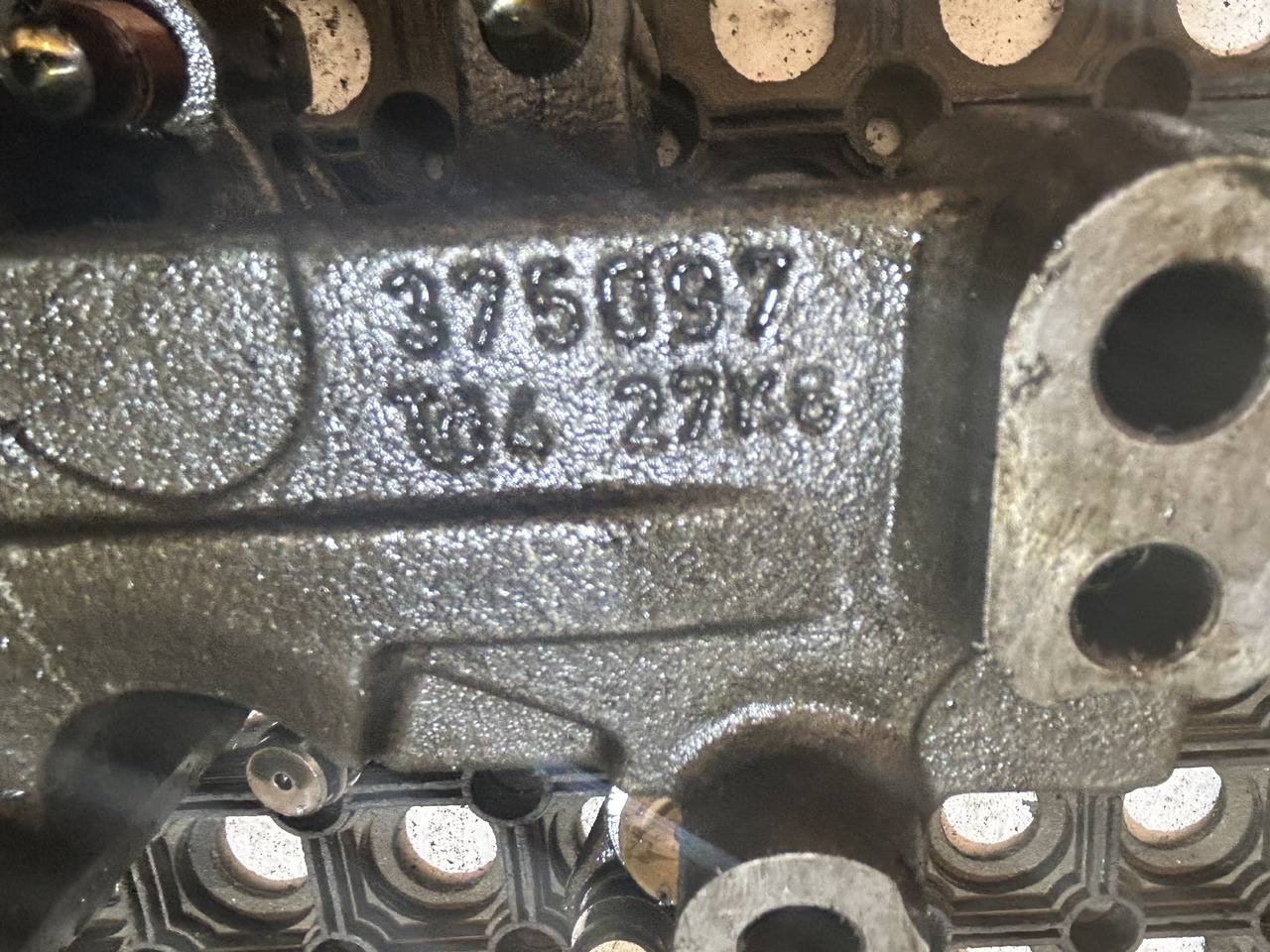 DAF VALVE LEVER ARMS KEYBOARD MX XF 480 - صمام: صور 4 DAF VALVE LEVER ARMS KEYBOARD MX XF 480 - صمام: صور 4