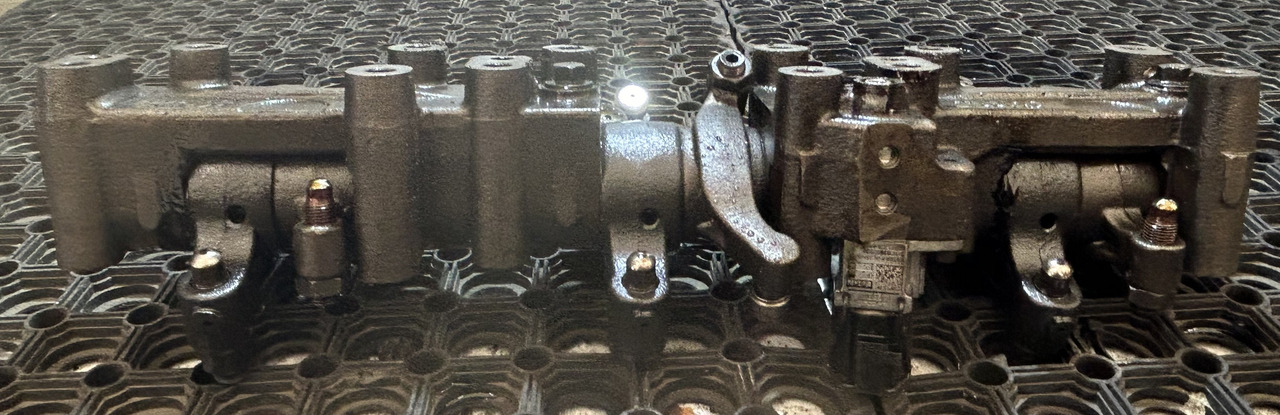 DAF VALVE LEVER ARMS KEYBOARD MX XF 480 - صمام: صور 3 DAF VALVE LEVER ARMS KEYBOARD MX XF 480 - صمام: صور 3