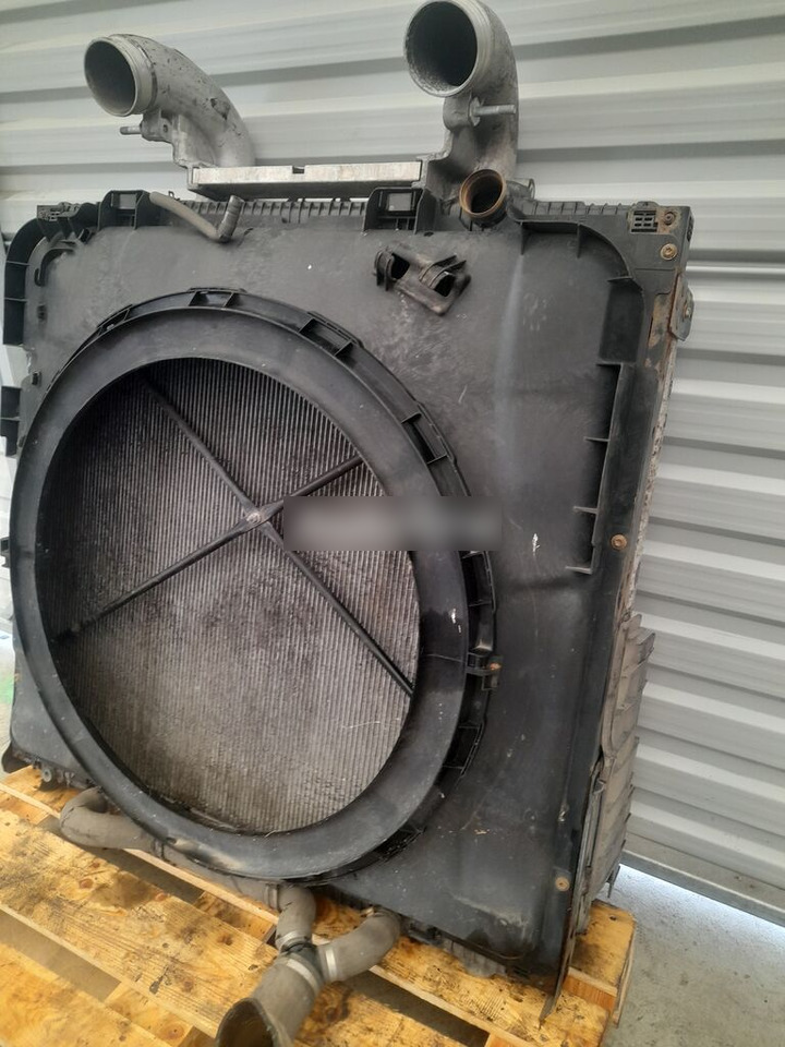 DAF XF 106 1909450 / 1993568 DAF truck - المشعاع - شاحنة: صور 1 DAF XF 106 1909450 / 1993568 DAF truck - المشعاع - شاحنة: صور 1