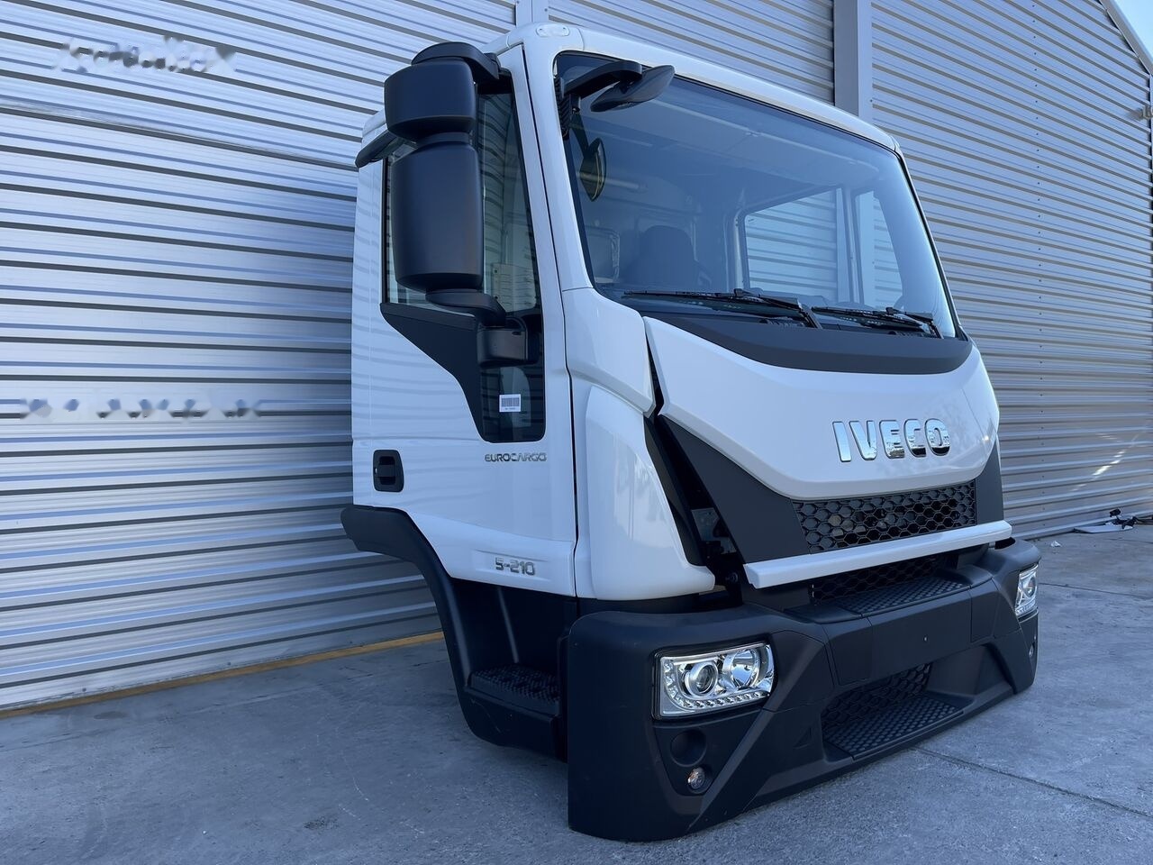 IVECO Eurocargo 75,120,150 for IVECO Eurocargo DAY cabine Fahrerhaus Cab - الكبائن - سيارة: صور 2 IVECO Eurocargo 75,120,150 for IVECO Eurocargo DAY cabine Fahrerhaus Cab - الكبائن - سيارة: صور 2