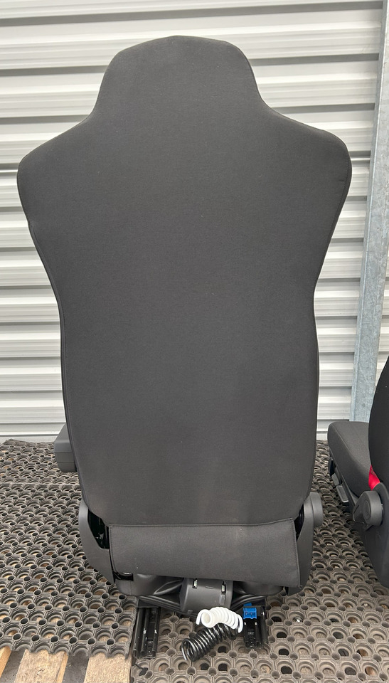 IVECO NEW SEAT IVECO S-WAY - مقاعد السيارات: صور 3 IVECO NEW SEAT IVECO S-WAY - مقاعد السيارات: صور 3