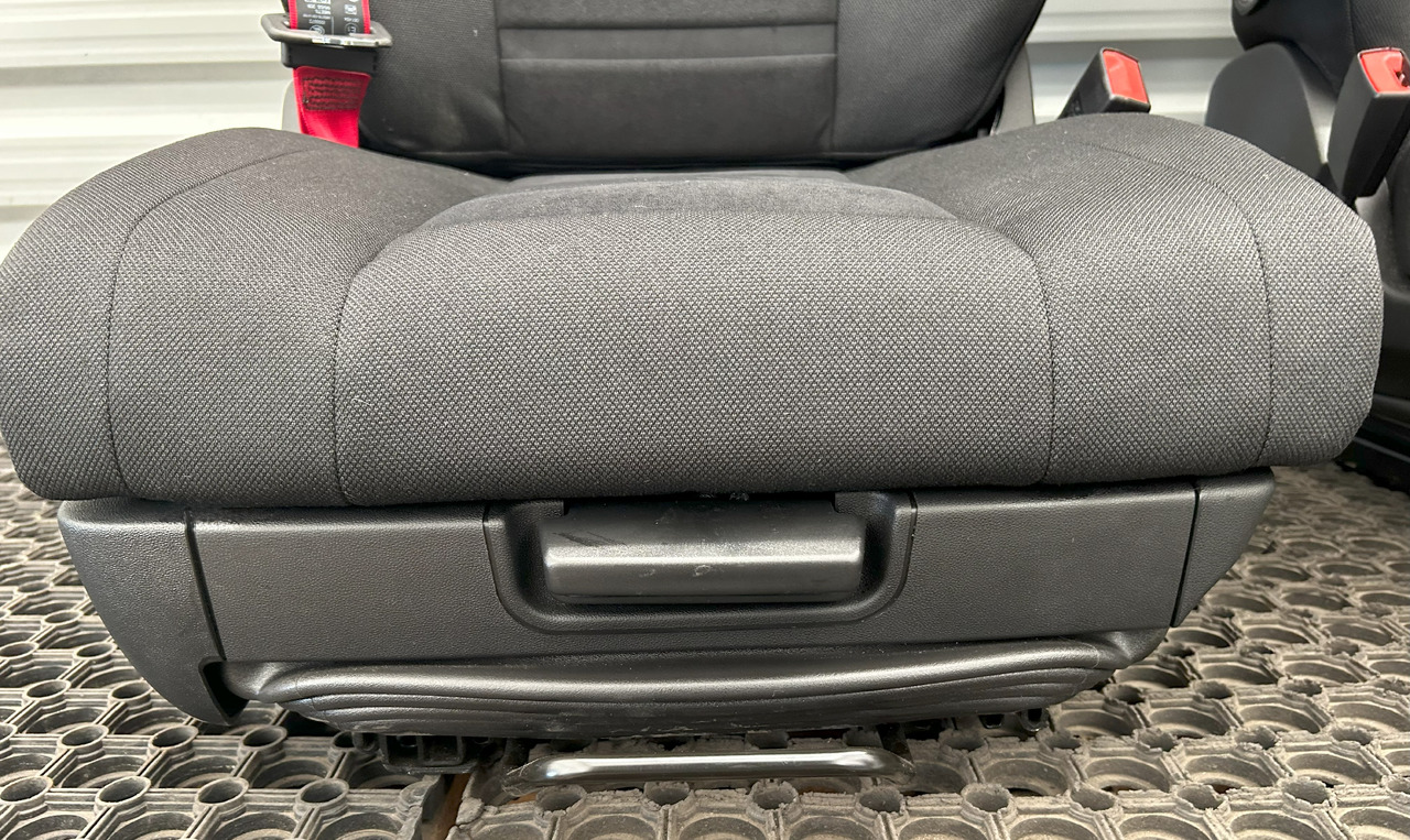 IVECO NEW SEAT IVECO S-WAY - مقاعد السيارات: صور 2 IVECO NEW SEAT IVECO S-WAY - مقاعد السيارات: صور 2