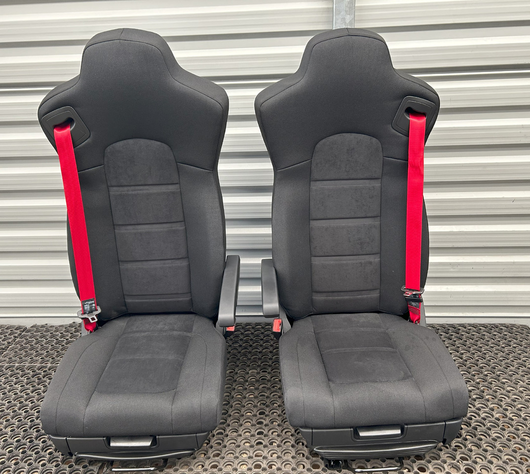 IVECO NEW SET OF SEATS IVECO S-WAY - مقاعد السيارات: صور 1 IVECO NEW SET OF SEATS IVECO S-WAY - مقاعد السيارات: صور 1