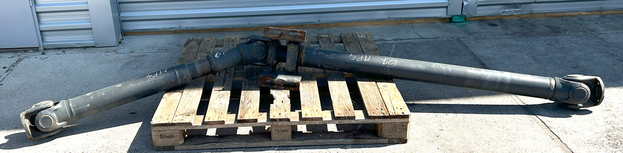 MERCEDES-BENZ ACTROS MP4 DRIVE SHAFT - عمود الكردان: صور 1 MERCEDES-BENZ ACTROS MP4 DRIVE SHAFT - عمود الكردان: صور 1
