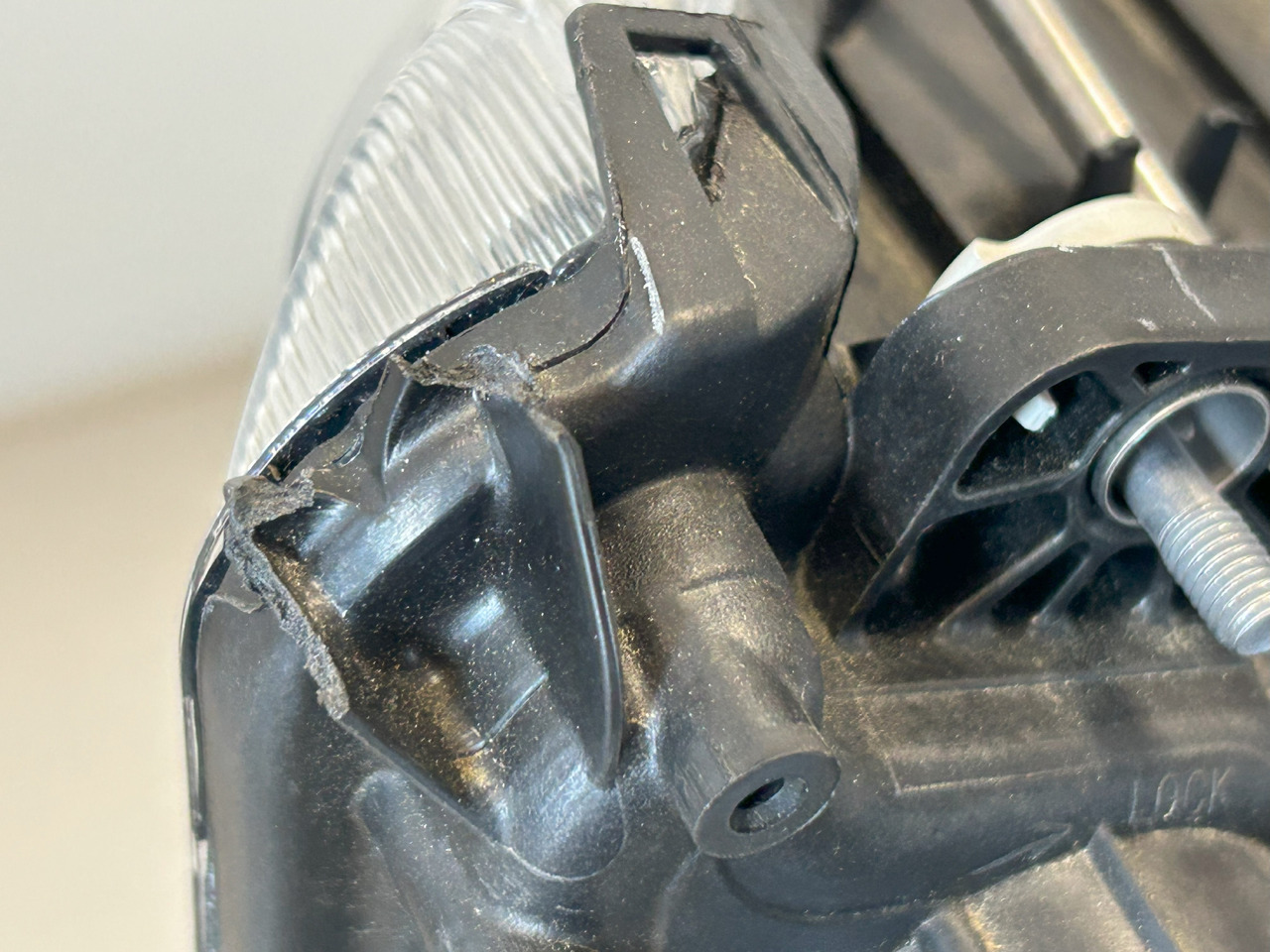 MERCEDES-BENZ brand new original OEM Mercedes-Benz headlight LEFT BI-XENON MP4, MP5 - كشافات: صور 4 MERCEDES-BENZ brand new original OEM Mercedes-Benz headlight LEFT BI-XENON MP4, MP5 - كشافات: صور 4