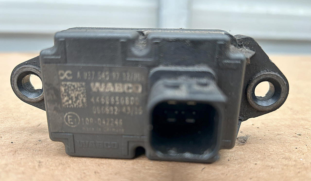 MODUŁ ESP Mercedes-Benz ACTROS MP4 truck - النظام الكهربائي - شاحنة: صور 1 MODUŁ ESP Mercedes-Benz ACTROS MP4 truck - النظام الكهربائي - شاحنة: صور 1