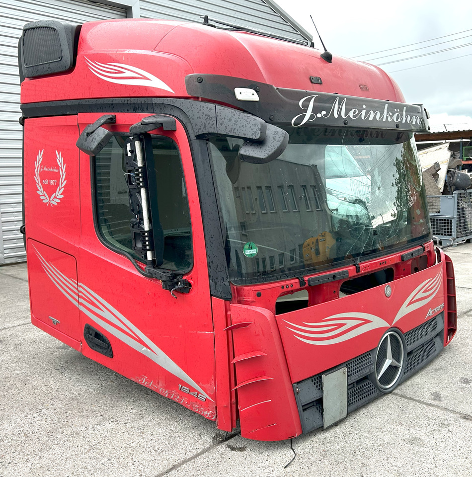 Mercedes Actros MP4 L StreamSpace 2,50 - الكبائن: صور 1 Mercedes Actros MP4 L StreamSpace 2,50 - الكبائن: صور 1