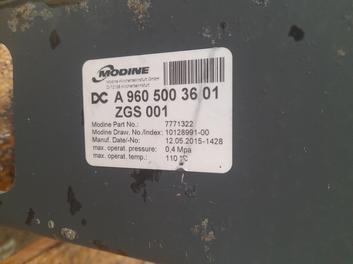 Mercedes-Benz ACTROS MP4 A9605000002 / A9605003601 Mercedes-Benz truck - المشعاع - شاحنة: صور 4 Mercedes-Benz ACTROS MP4 A9605000002 / A9605003601 Mercedes-Benz truck - المشعاع - شاحنة: صور 4