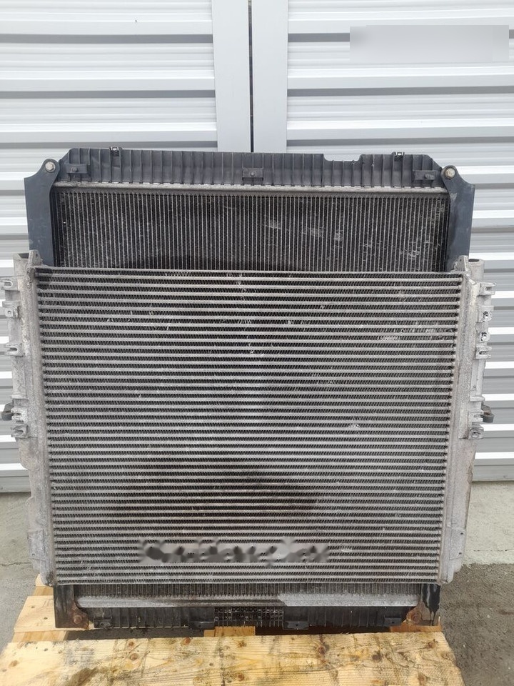 Mercedes-Benz ACTROS MP4 A9605002501 / A9605000002 Mercedes-Benz truck - المشعاع - شاحنة: صور 2 Mercedes-Benz ACTROS MP4 A9605002501 / A9605000002 Mercedes-Benz truck - المشعاع - شاحنة: صور 2