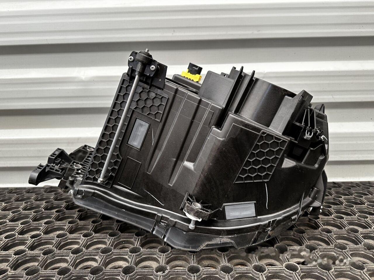Mercedes-Benz LED ACTROS AROCS MP5 Mercedes-Benz ACTROS MP4 - كشافات - شاحنة: صور 4 Mercedes-Benz LED ACTROS AROCS MP5 Mercedes-Benz ACTROS MP4 - كشافات - شاحنة: صور 4