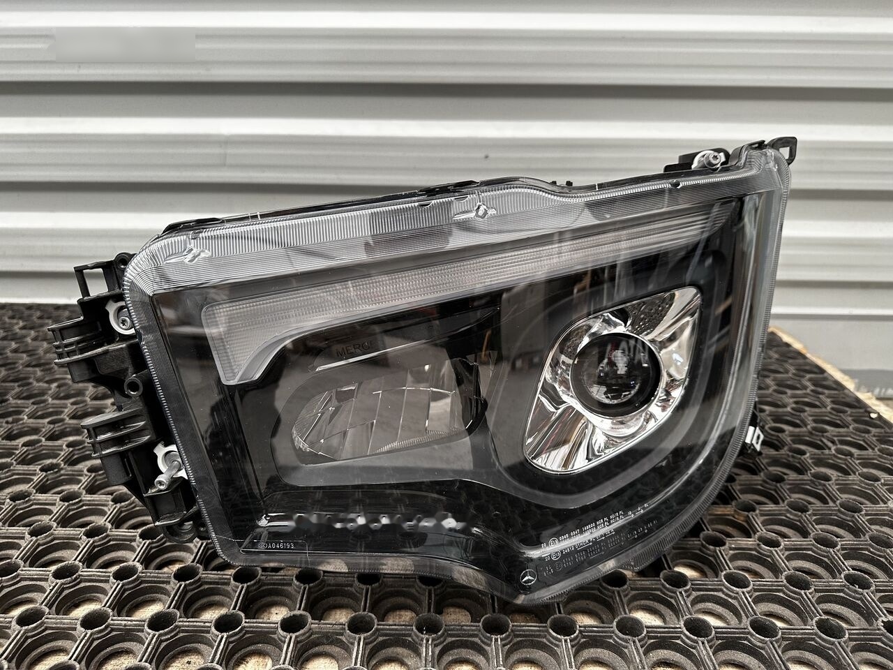 Mercedes-Benz LED ACTROS AROCS MP5 Mercedes-Benz ACTROS MP4 - كشافات - شاحنة: صور 2 Mercedes-Benz LED ACTROS AROCS MP5 Mercedes-Benz ACTROS MP4 - كشافات - شاحنة: صور 2