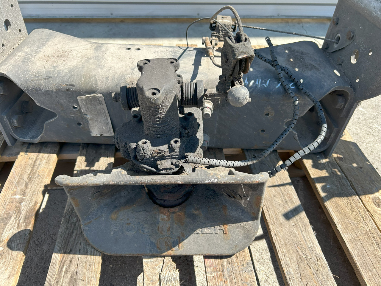 ROCKINGER ROCKINGER RO 50-G6 HOOK AUTOMATIC COUPLING - قطع غيار عامة - شاحنة: صور 3 ROCKINGER ROCKINGER RO 50-G6 HOOK AUTOMATIC COUPLING - قطع غيار عامة - شاحنة: صور 3