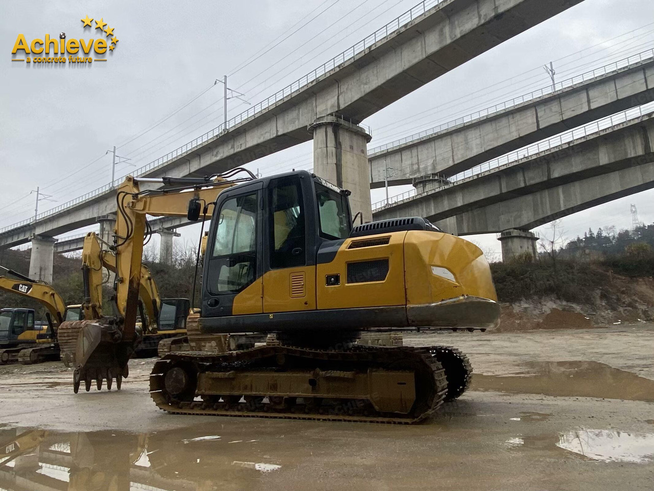 XCMG XE135D 0.32-0.61(0.52) m³ 86/2200 kw/rpm QSF3.8 260 L 99.1 kN 【ACHIEVE】 TOP CONDITION!!! - حفارات زحافة: صور 3 XCMG XE135D 0.32-0.61(0.52) m³ 86/2200 kw/rpm QSF3.8 260 L 99.1 kN 【ACHIEVE】 TOP CONDITION!!! - حفارات زحافة: صور 3