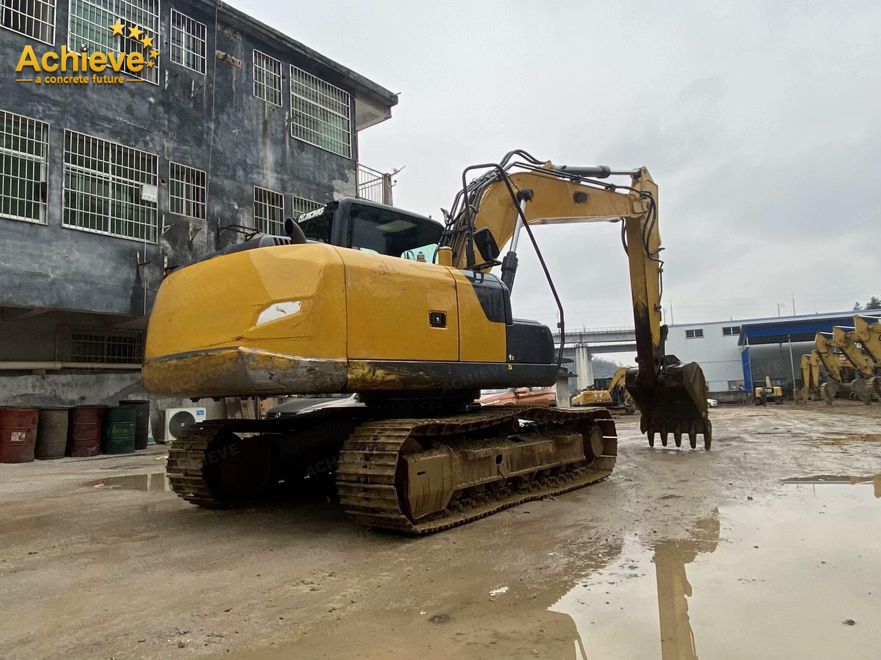 XCMG XE135D 0.32-0.61(0.52) m³ 86/2200 kw/rpm QSF3.8 260 L 99.1 kN 【ACHIEVE】 TOP CONDITION!!! - حفارات زحافة: صور 4 XCMG XE135D 0.32-0.61(0.52) m³ 86/2200 kw/rpm QSF3.8 260 L 99.1 kN 【ACHIEVE】 TOP CONDITION!!! - حفارات زحافة: صور 4