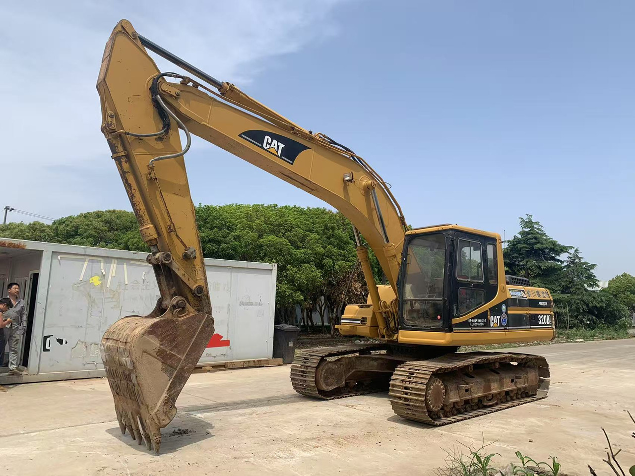 CATERPILLAR 320BL Used Excavator with Original Color - حفارات زحافة: صور 1 CATERPILLAR 320BL Used Excavator with Original Color - حفارات زحافة: صور 1