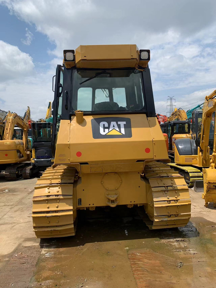 Caterpillar Bulldozer Used Condition CAT D6G, D6G2 Cheap Price - بلدوزر: صور 5 Caterpillar Bulldozer Used Condition CAT D6G, D6G2 Cheap Price - بلدوزر: صور 5