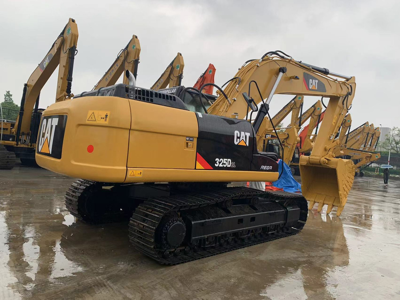 Caterpillar Construction Machine 25 ton Excavator CAT 325D, 325CL, 325BL - حفارات زحافة: صور 2 Caterpillar Construction Machine 25 ton Excavator CAT 325D, 325CL, 325BL - حفارات زحافة: صور 2
