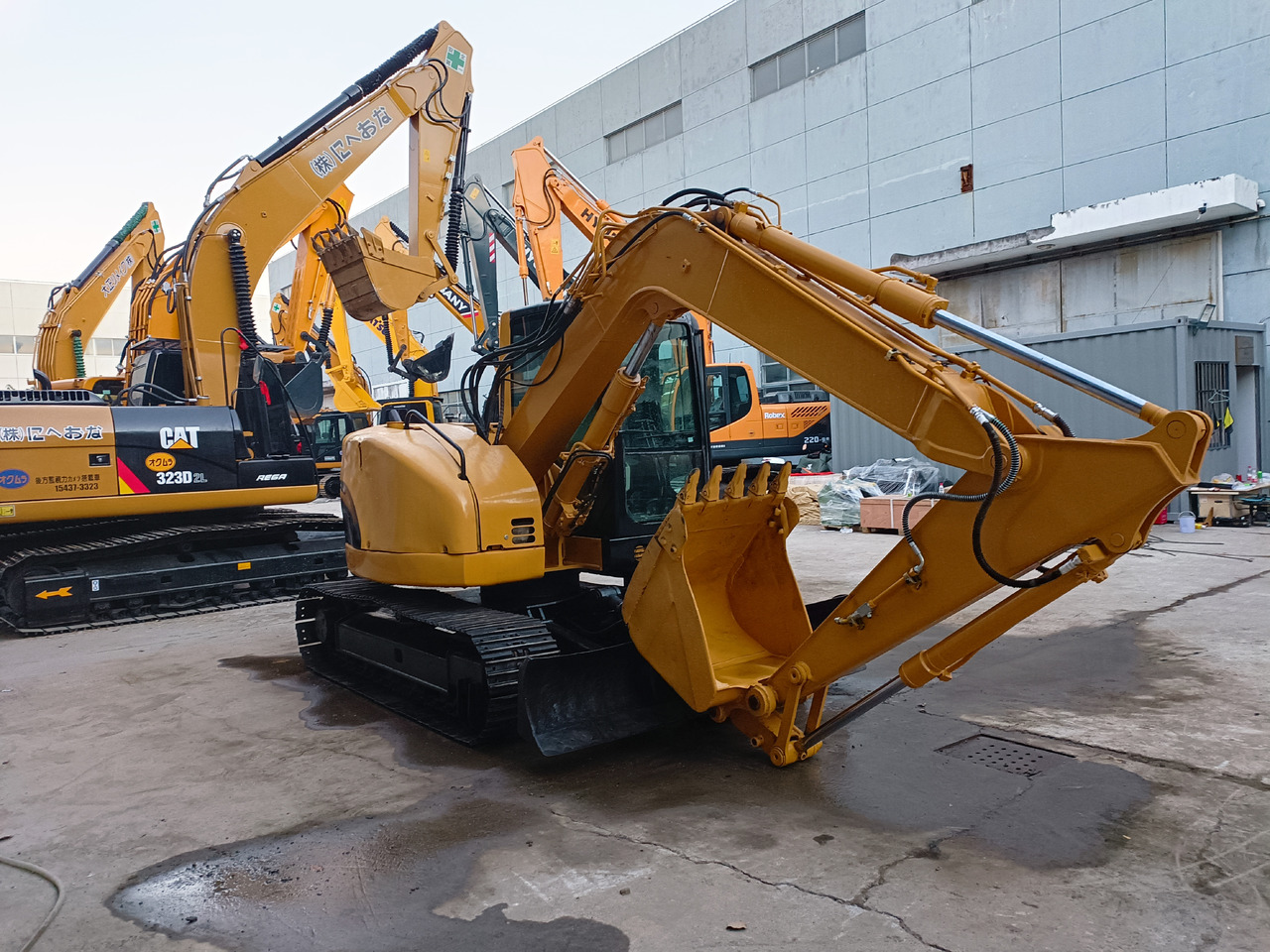 Caterpillar Mini Excavator 8 ton Excavator CAT 308C, 308D - حفارات زحافة: صور 5 Caterpillar Mini Excavator 8 ton Excavator CAT 308C, 308D - حفارات زحافة: صور 5
