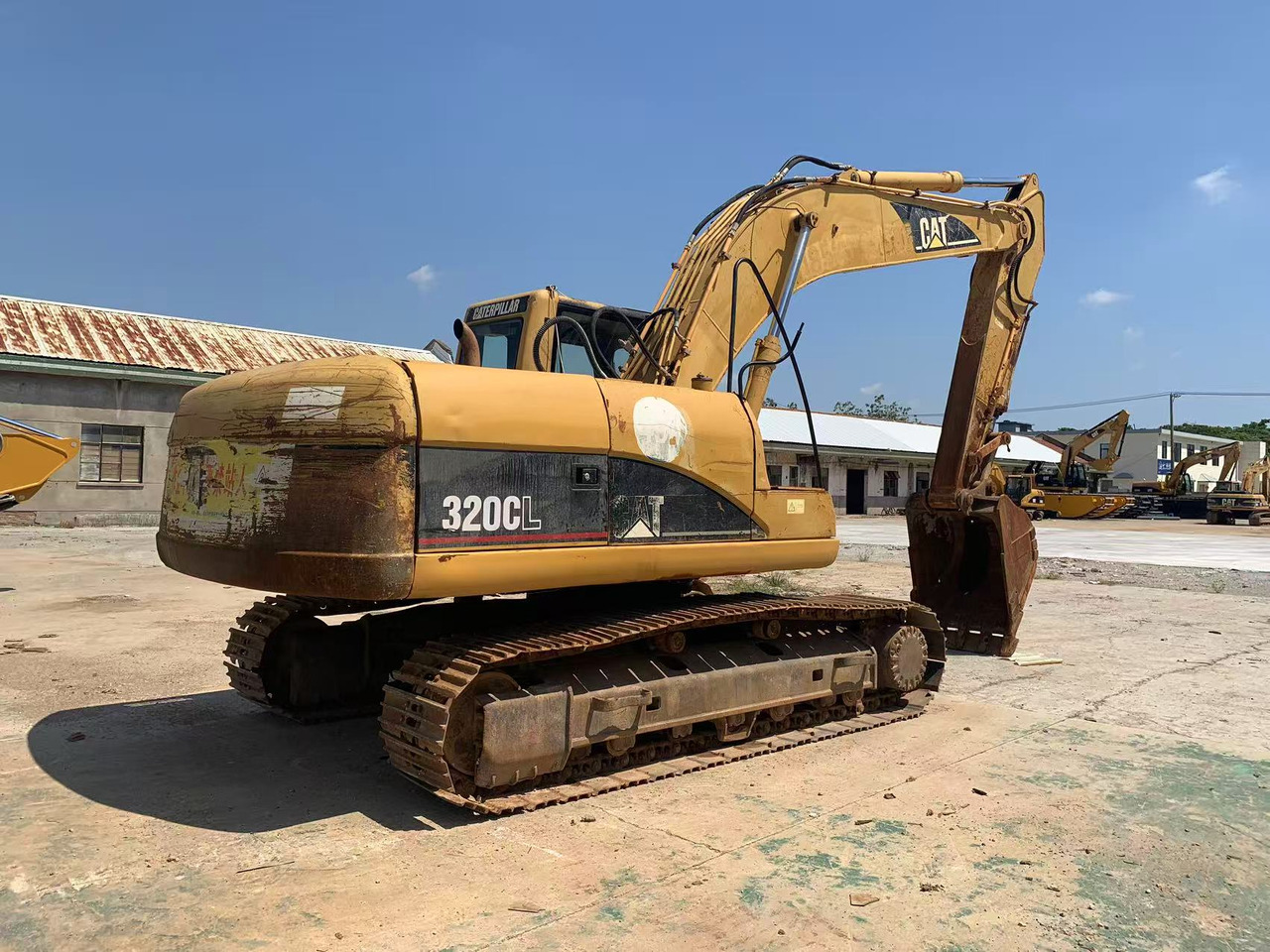 Caterpillar Secondhand Excavator CAT 320CL, 320BL Japan Origin - حفارات زحافة: صور 3 Caterpillar Secondhand Excavator CAT 320CL, 320BL Japan Origin - حفارات زحافة: صور 3