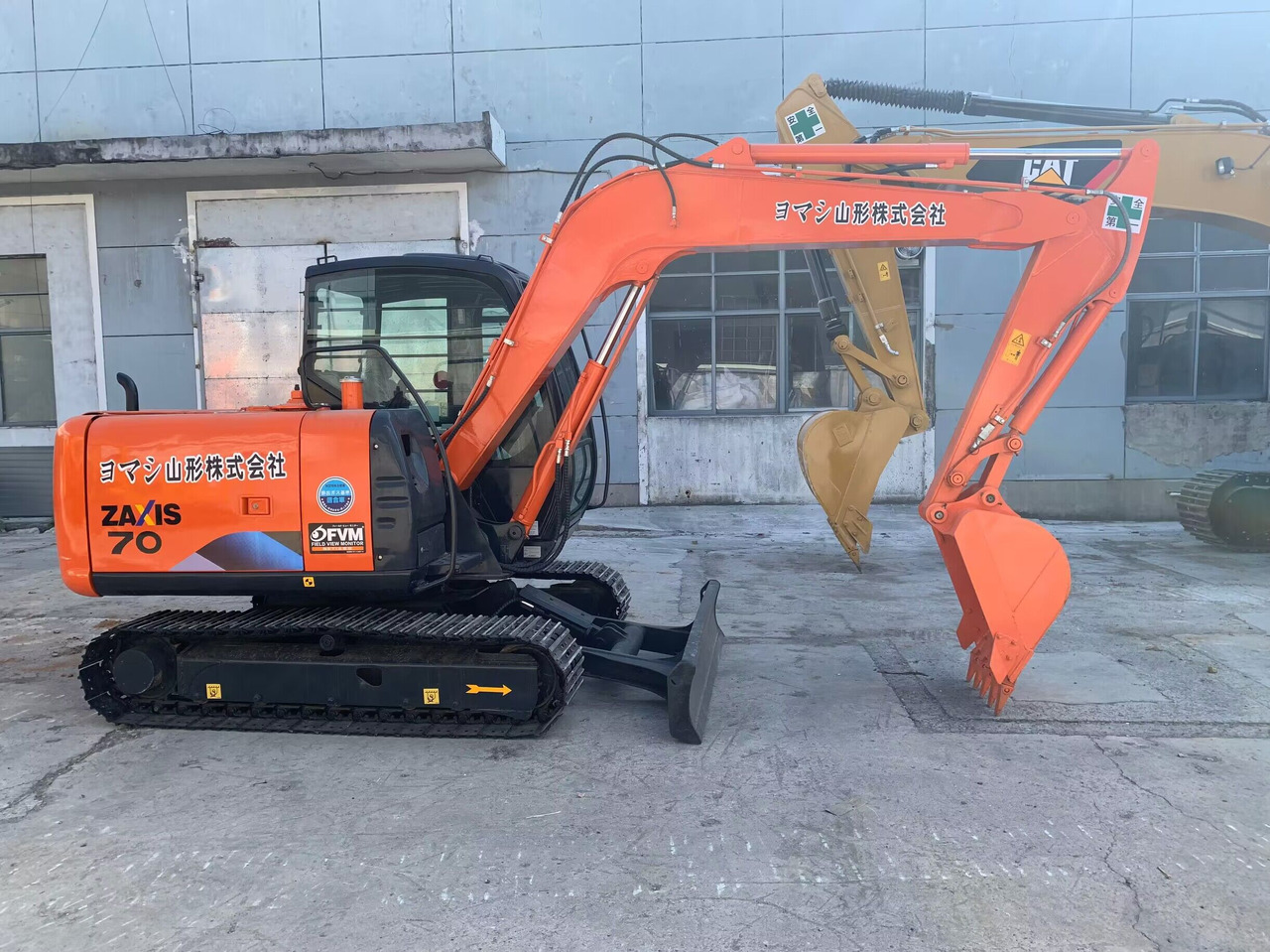 Hitachi Mini Excavator ZX70, ZX75, ZX60 Cheap Excavator Machine - حفارات زحافة: صور 3 Hitachi Mini Excavator ZX70, ZX75, ZX60 Cheap Excavator Machine - حفارات زحافة: صور 3