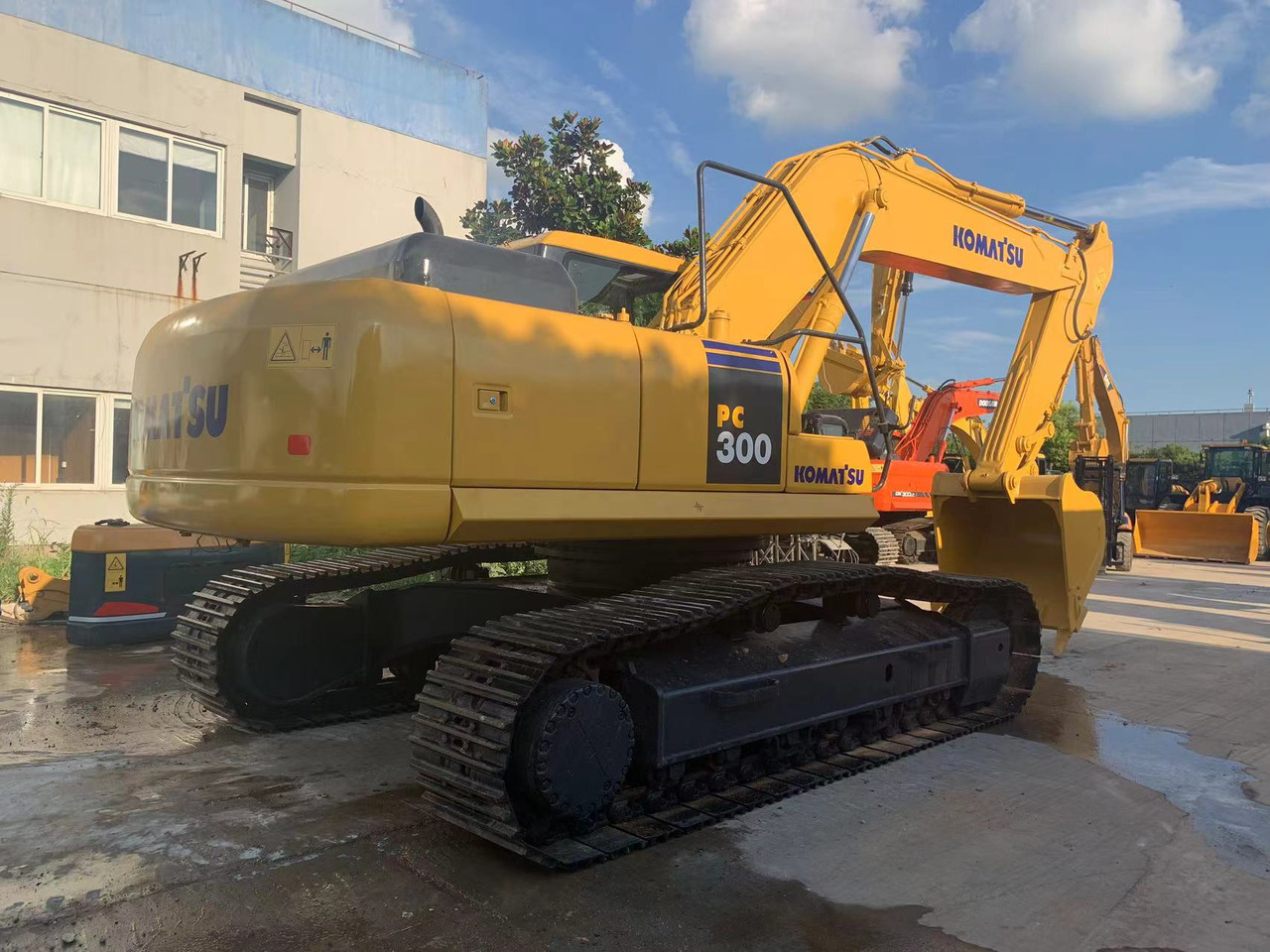 Komatsu 30 ton Heavy Excavator PC300 Japan Origin - حفارات زحافة: صور 2 Komatsu 30 ton Heavy Excavator PC300 Japan Origin - حفارات زحافة: صور 2