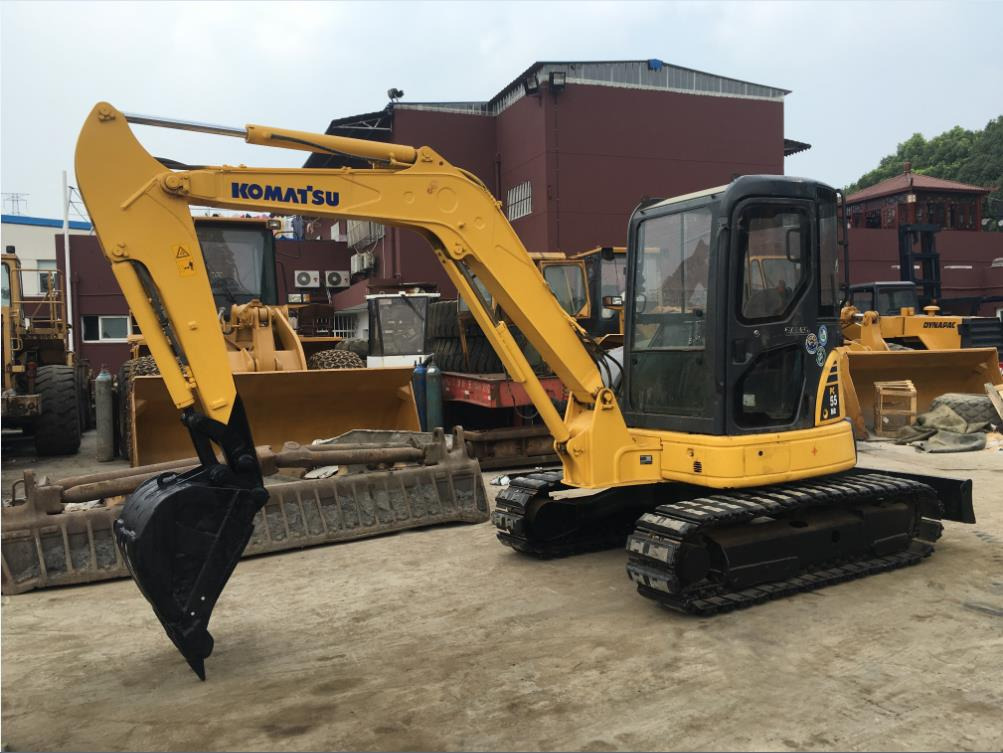 Komatsu Mini Excavator PC55MR, PC35MR Good Price on Sale - حفارات زحافة: صور 1 Komatsu Mini Excavator PC55MR, PC35MR Good Price on Sale - حفارات زحافة: صور 1