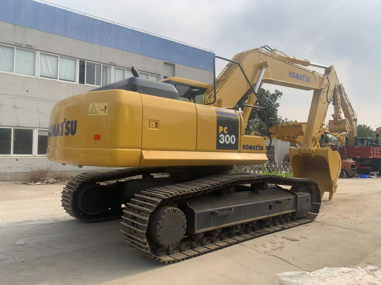 Komatsu Mining Excavator PC300, PC360, PC400 - حفارات زحافة: صور 4 Komatsu Mining Excavator PC300, PC360, PC400 - حفارات زحافة: صور 4