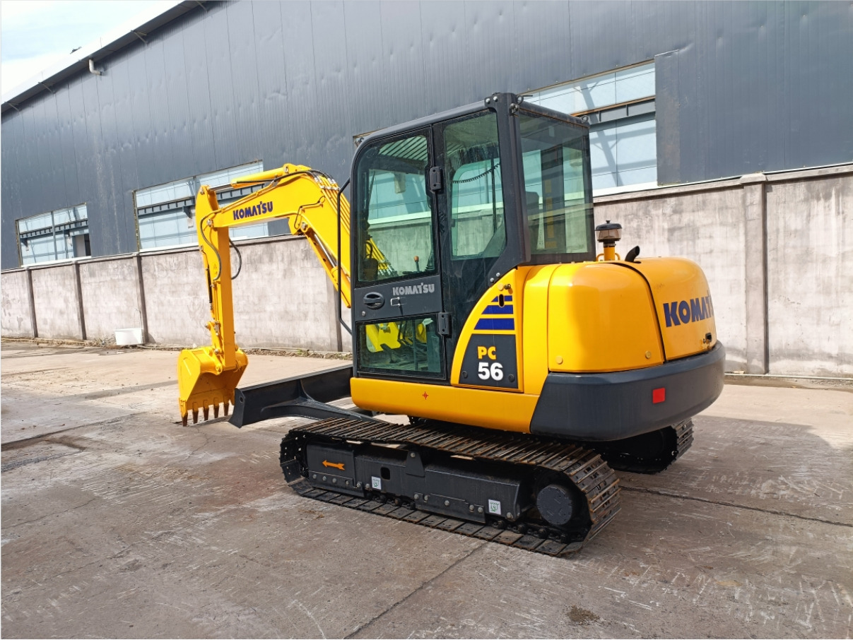 Komatsu PC56 Secondhand Condition Small Excavator - حفارات زحافة: صور 2 Komatsu PC56 Secondhand Condition Small Excavator - حفارات زحافة: صور 2