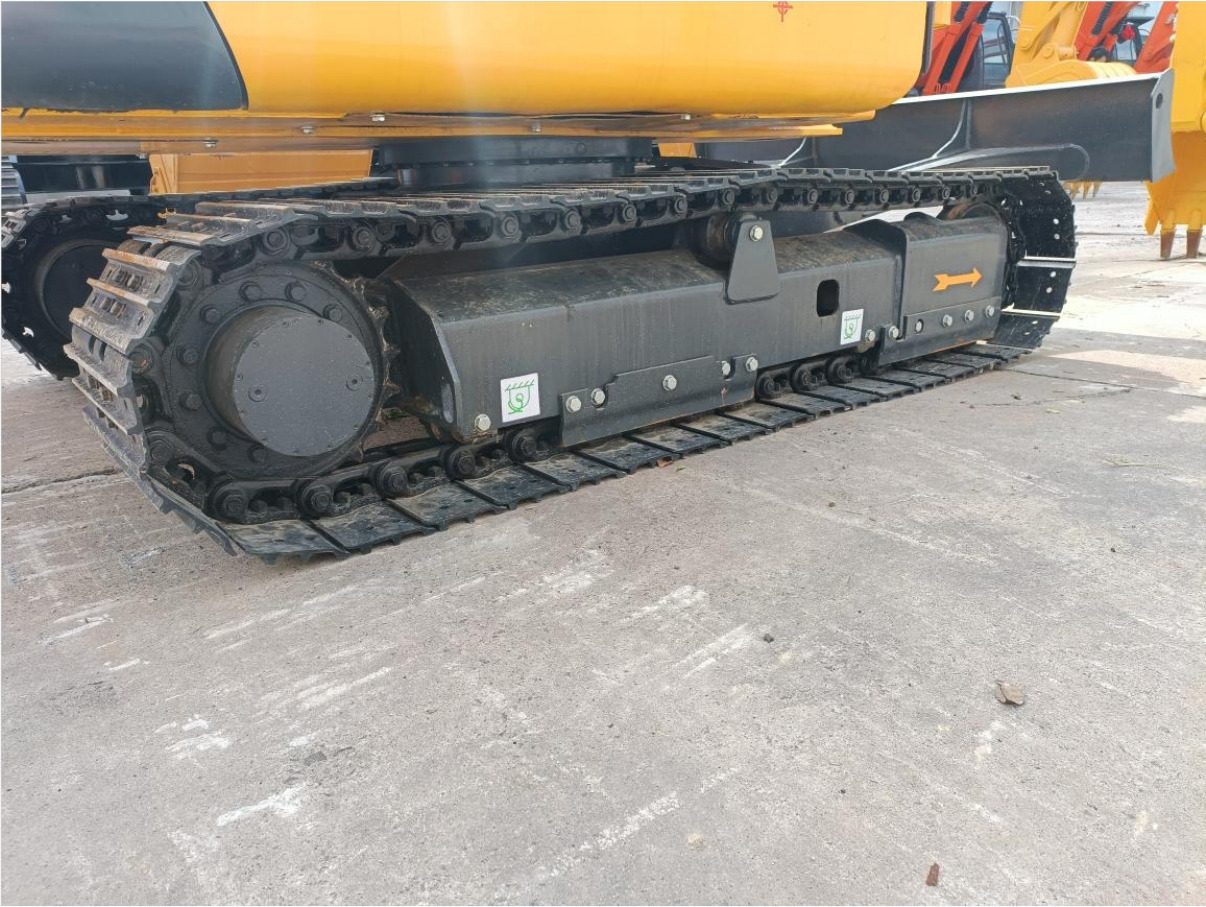 Komatsu PC56 Secondhand Condition Small Excavator - حفارات زحافة: صور 5 Komatsu PC56 Secondhand Condition Small Excavator - حفارات زحافة: صور 5
