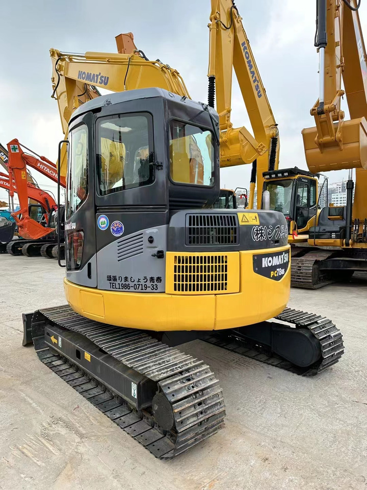Komatsu PC78US Mini Excavator Good Price on Sale - حفارات زحافة: صور 3 Komatsu PC78US Mini Excavator Good Price on Sale - حفارات زحافة: صور 3