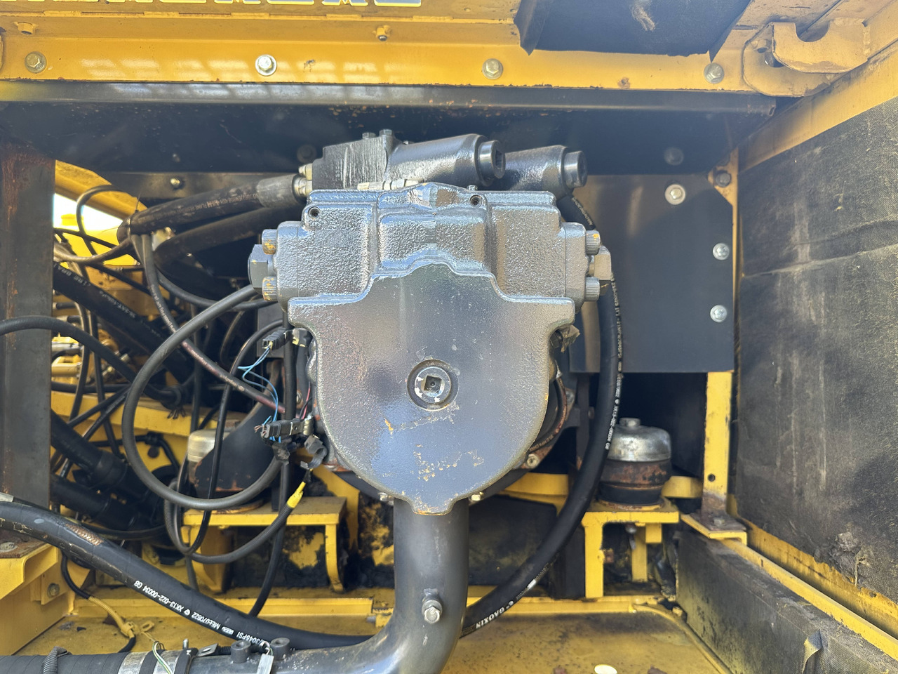 Komatsu Second-Hand Used ExcavatorKomatsu PC450-8 | Ideal for Mining & Large Construction - حفارات زحافة: صور 4 Komatsu Second-Hand Used ExcavatorKomatsu PC450-8 | Ideal for Mining & Large Construction - حفارات زحافة: صور 4