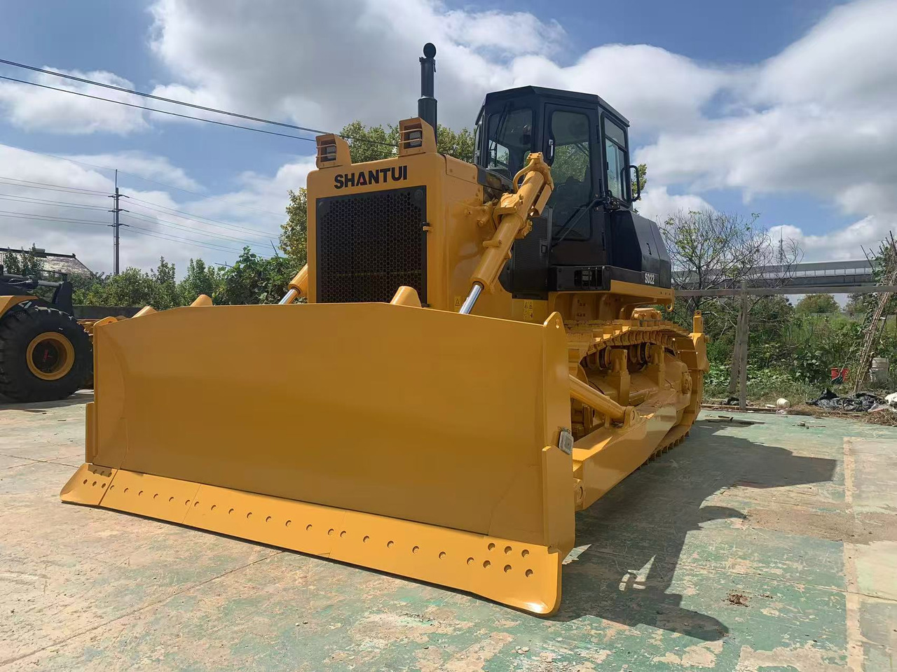 SHANTUI Bulldozer SD22, SD32, SD16 Secondhand Condition - بلدوزر: صور 4 SHANTUI Bulldozer SD22, SD32, SD16 Secondhand Condition - بلدوزر: صور 4