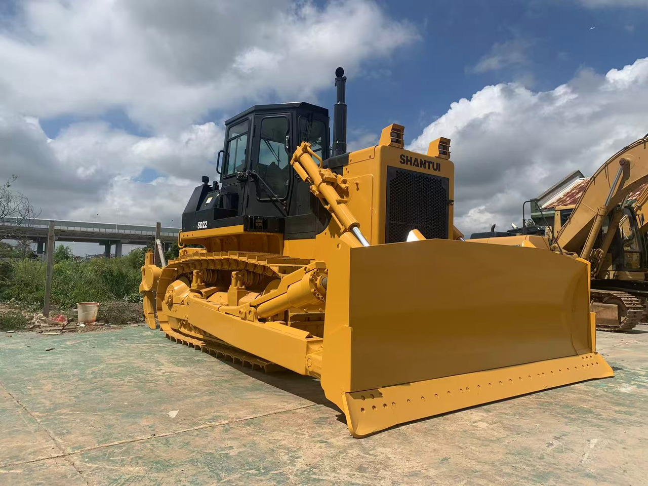 SHANTUI Bulldozer SD22, SD32, SD16 Secondhand Condition - بلدوزر: صور 3 SHANTUI Bulldozer SD22, SD32, SD16 Secondhand Condition - بلدوزر: صور 3