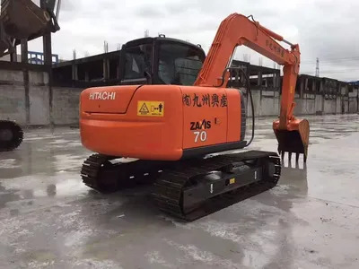 Second Hand Hitachi Small Excavator Zaxis 70 for Sale - حفارات زحافة: صور 1 Second Hand Hitachi Small Excavator Zaxis 70 for Sale - حفارات زحافة: صور 1