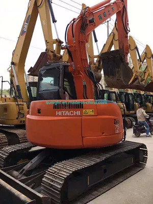 Used Japanese Small Hydraulic Excavator Hitachi Zx75us Mini Backhoe with Dozer for Sale - حفارات زحافة: صور 1 Used Japanese Small Hydraulic Excavator Hitachi Zx75us Mini Backhoe with Dozer for Sale - حفارات زحافة: صور 1