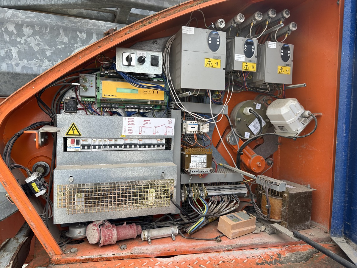 POTAIN IGO 13 - رافعة ذاتية التركيب: صور 2 POTAIN IGO 13 - رافعة ذاتية التركيب: صور 2