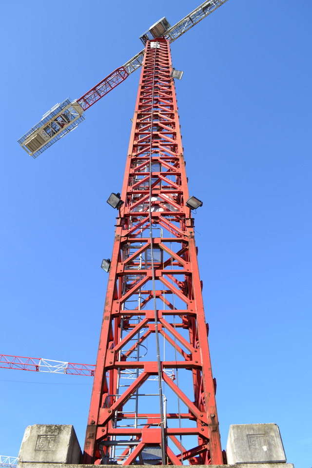 YongMao YONGMAO SST403-18T - رافعة برجية: صور 4 YongMao YONGMAO SST403-18T - رافعة برجية: صور 4