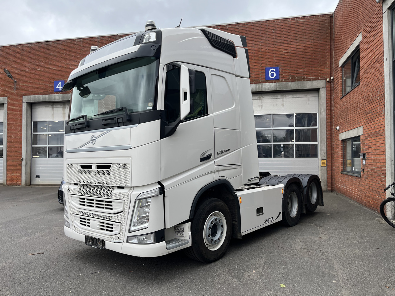 Volvo FH500 6x2 - شاحنة جرار: صور 2 Volvo FH500 6x2 - شاحنة جرار: صور 2
