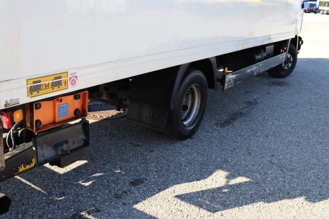 MAN 8.180 TACHOSCHEIBE - بصندوق مغلق شاحنة: صور 5 MAN 8.180 TACHOSCHEIBE - بصندوق مغلق شاحنة: صور 5