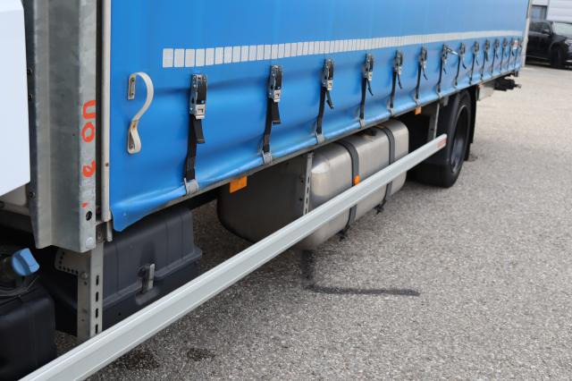 Mercedes-Benz Actros 1833 L nR - شاحنة ستارة: صور 4 Mercedes-Benz Actros 1833 L nR - شاحنة ستارة: صور 4