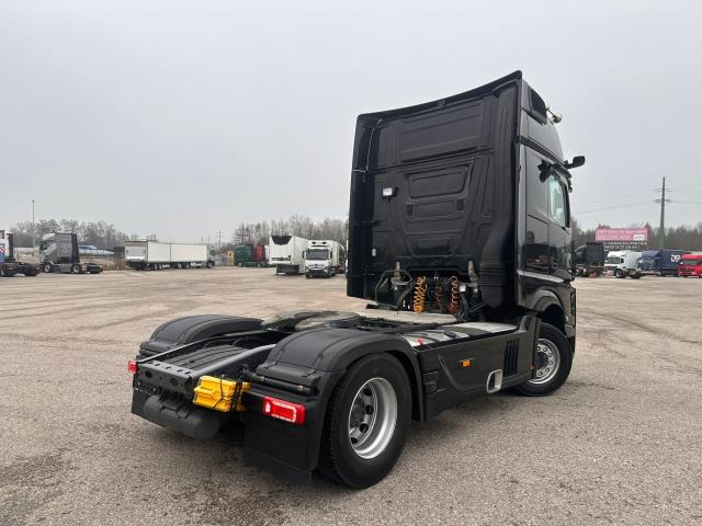 Mercedes-Benz Actros 1845 LS - شاحنة جرار: صور 3 Mercedes-Benz Actros 1845 LS - شاحنة جرار: صور 3