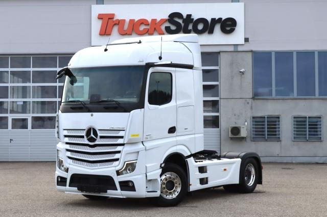 Mercedes-Benz Actros 1851 LS - شاحنة جرار: صور 1 Mercedes-Benz Actros 1851 LS - شاحنة جرار: صور 1