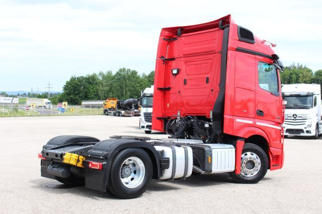 Mercedes-Benz Actros 1863LS NEUZUSTAND - شاحنة جرار: صور 3 Mercedes-Benz Actros 1863LS NEUZUSTAND - شاحنة جرار: صور 3