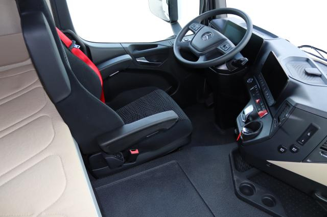 الشاسيه شاحنة Mercedes-Benz Actros 2543L EXII/EXIII, FL: صور 9