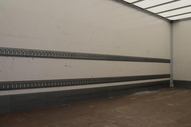 Mercedes-Benz Atego 1218 L nR - بصندوق مغلق شاحنة: صور 5 Mercedes-Benz Atego 1218 L nR - بصندوق مغلق شاحنة: صور 5