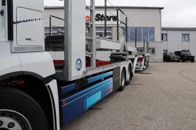 Mercedes-Benz eActros 300 L nRA - شاحنة جرار: صور 3 Mercedes-Benz eActros 300 L nRA - شاحنة جرار: صور 3