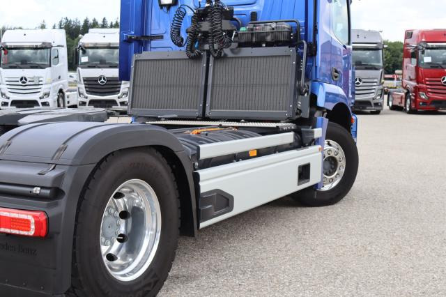 Mercedes-Benz eActros 300 LS - شاحنة جرار: صور 5 Mercedes-Benz eActros 300 LS - شاحنة جرار: صور 5