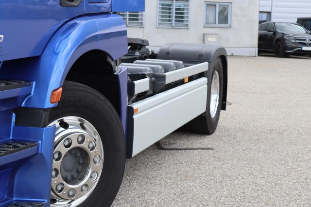 Mercedes-Benz eActros 300 LS - شاحنة جرار: صور 3 Mercedes-Benz eActros 300 LS - شاحنة جرار: صور 3