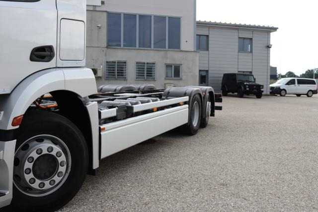 Mercedes-Benz eActros 400 L - الشاسيه شاحنة: صور 3 Mercedes-Benz eActros 400 L - الشاسيه شاحنة: صور 3