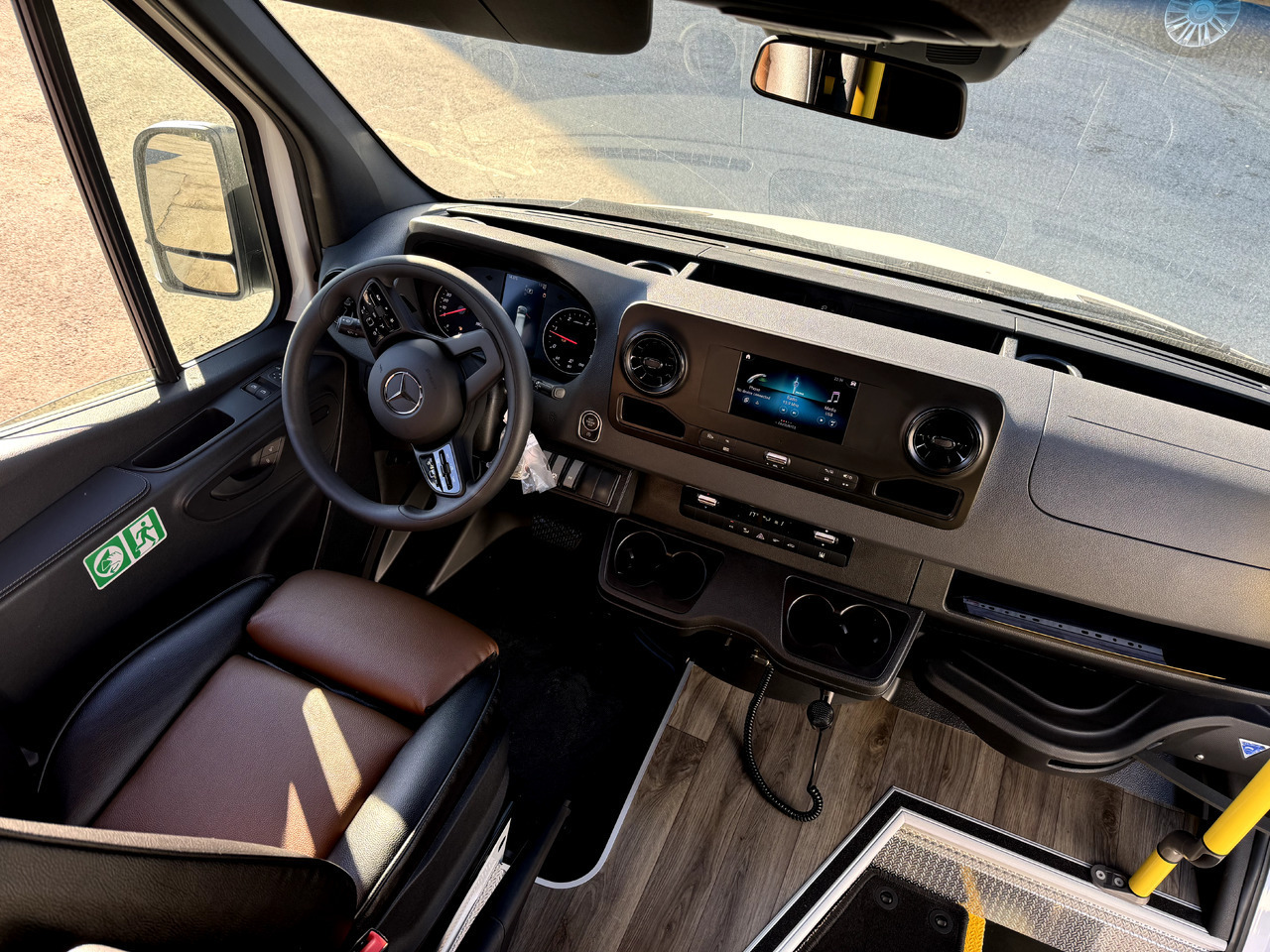 Mercedes-Benz Sprinter 517 - صغيرة, ميكروباص: صور 2 Mercedes-Benz Sprinter 517 - صغيرة, ميكروباص: صور 2